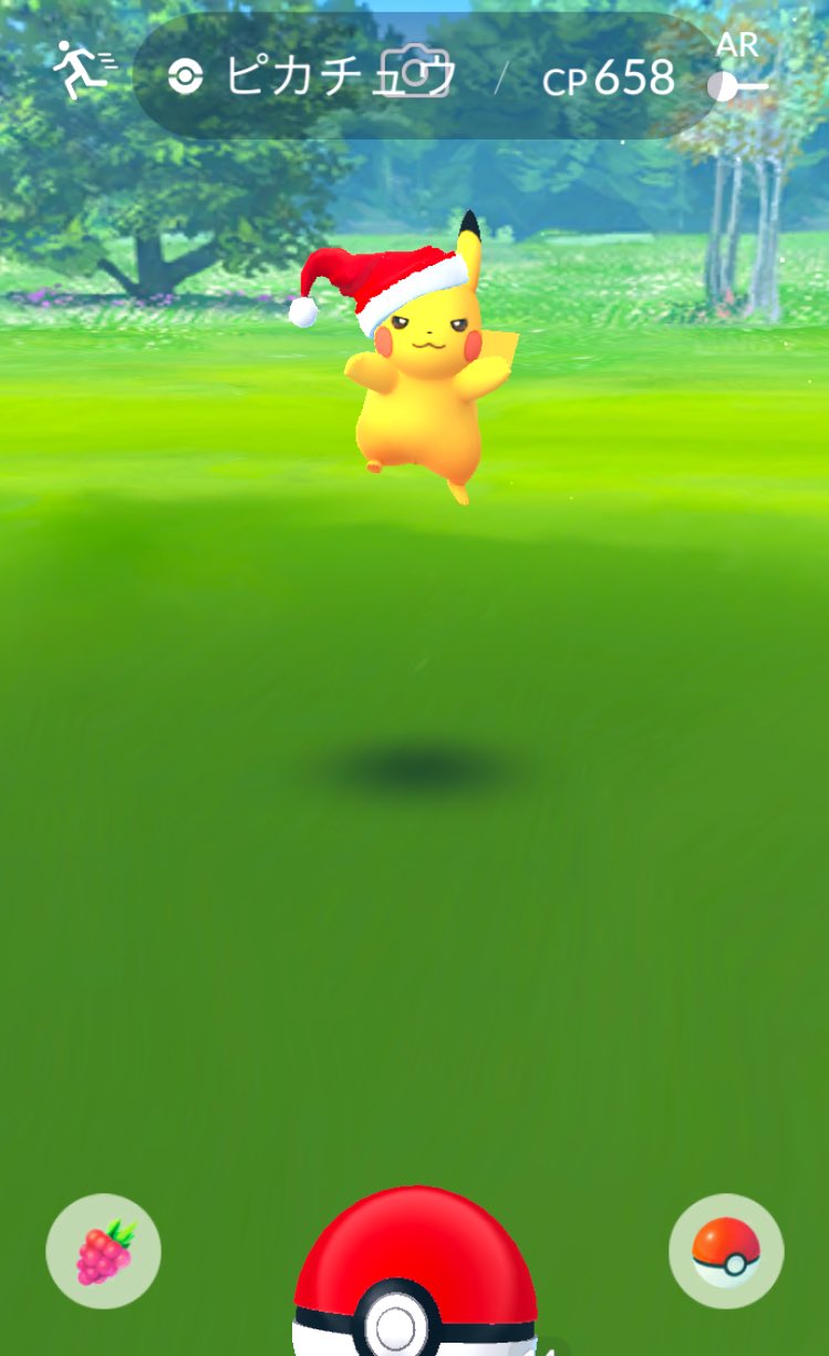 なおちん サンタ帽ピカチュウになってる ポケモンgo T Co Fz7quaisuf Twitter