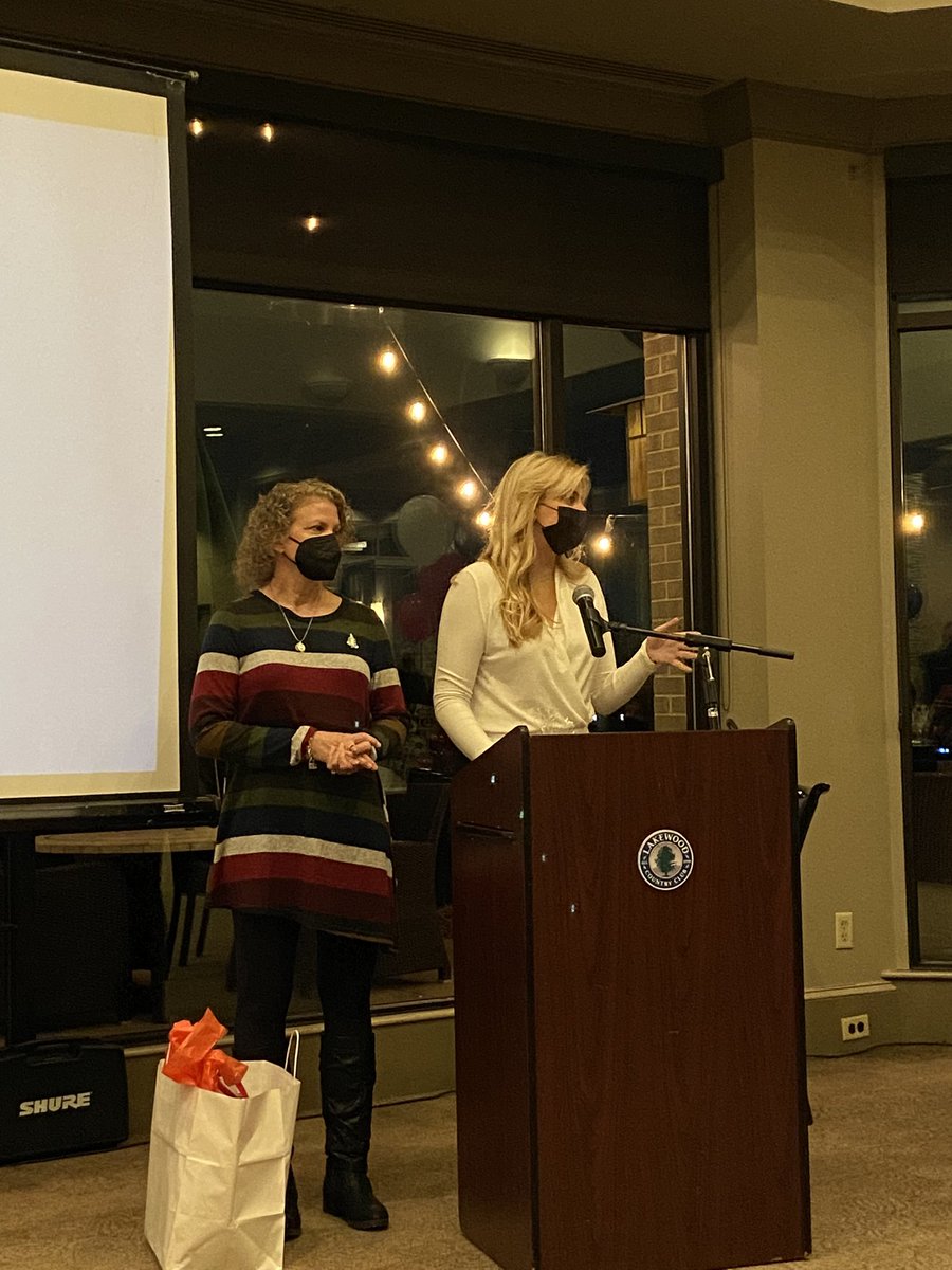 Thomas4Leaders's tweet photo. Thankful to celebrate the season with our girls varsity soccer team. This season was a testament to Cougar Pride and the heart of a program. #PegStrong #MCFF
🐾❤️⚽️@QOGS @QOAthletics https://t.co/DGoxMj02jq