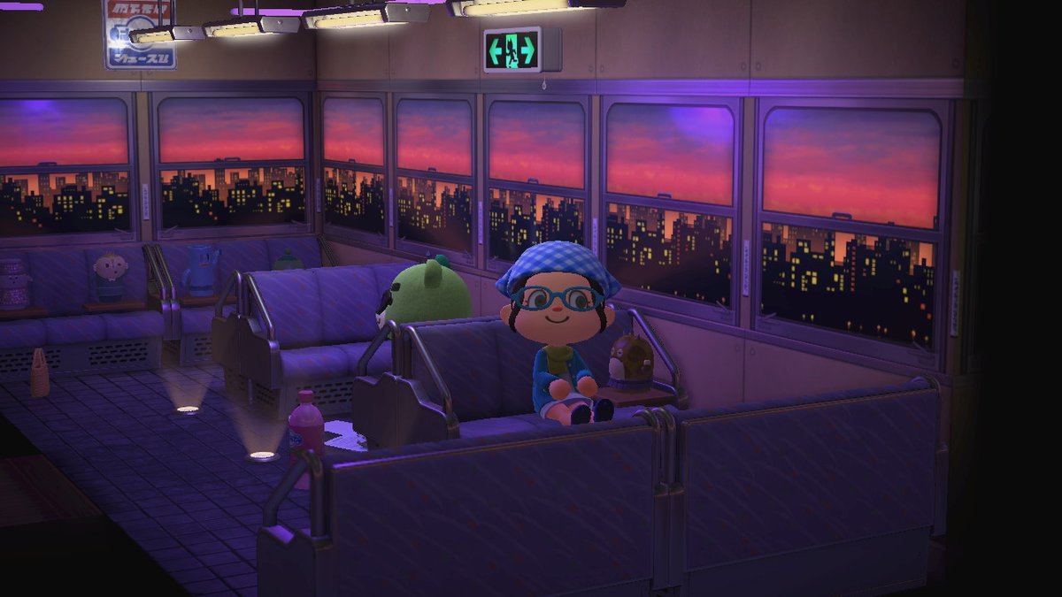 Pugagascar's tweet image. AND THEY CAN RIDE THE TRAIN