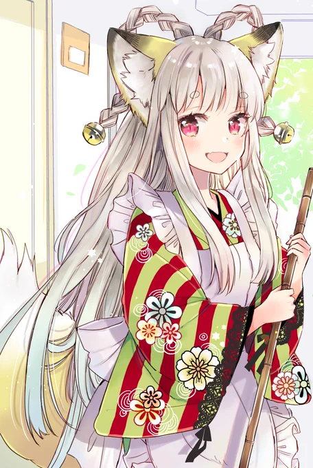 🦊「主様っ!お疲れ様なのじゃ!」 