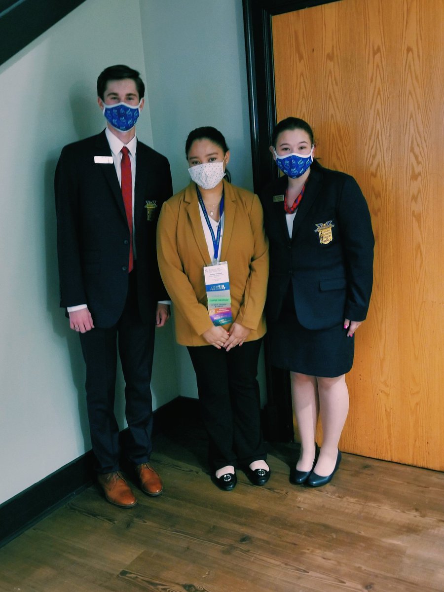 CHHSFBLA's tweet photo. Better late than never...#FBLAFallConfrence https://t.co/DCdnqyojCS