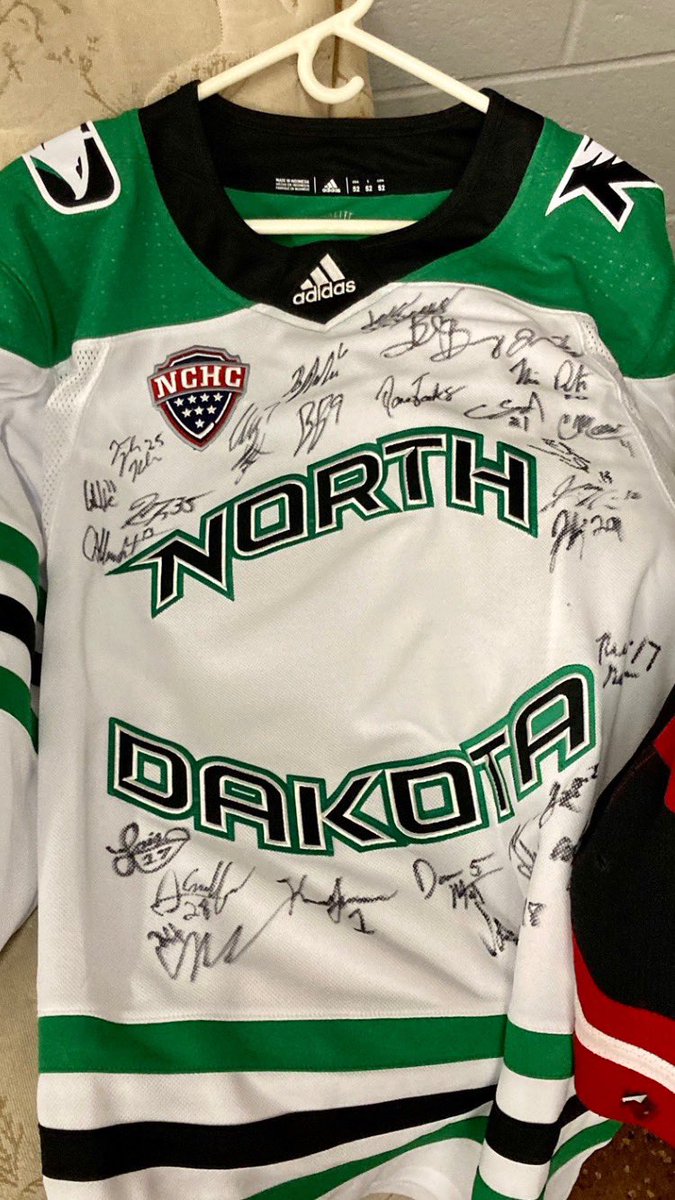 Who’s going to win this UND Mens Hockey Jersey signed by the 21-22 roster? We will find out tomorrow! <a href="/GFChockey/">GFC Hockey</a> <a href="/RRHSBoysHockey/">Red River Boys Hockey</a> <a href="/EGFhockeygirls/">GreenwaveGirlsHockey</a> @KnightRiderHcky
