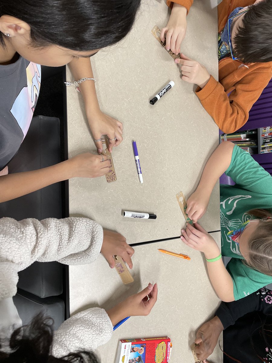 RTMSThundercats's tweet photo. Today sixth grade science students learned how to program DASH to find different examples of heat transfer. #sciencystuff #bettertogether #science https://t.co/pjY6ap4ytE