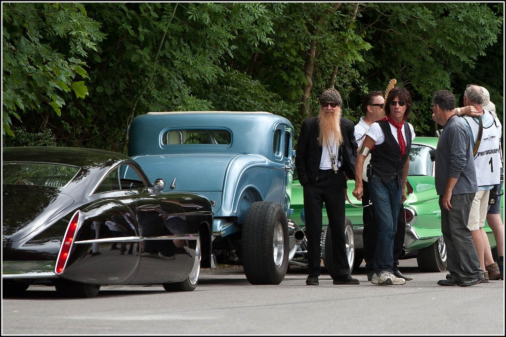 Happy 72nd Birthday to Billy Gibbons, legendary guitarist and vocalist for ZZ Top, who we all know has  a pretty epic car collection! Didn't realise that he opened for Jimi Hendrix in I guess '67? also very cool! would love to interview him for Rockstarscars, pls RT