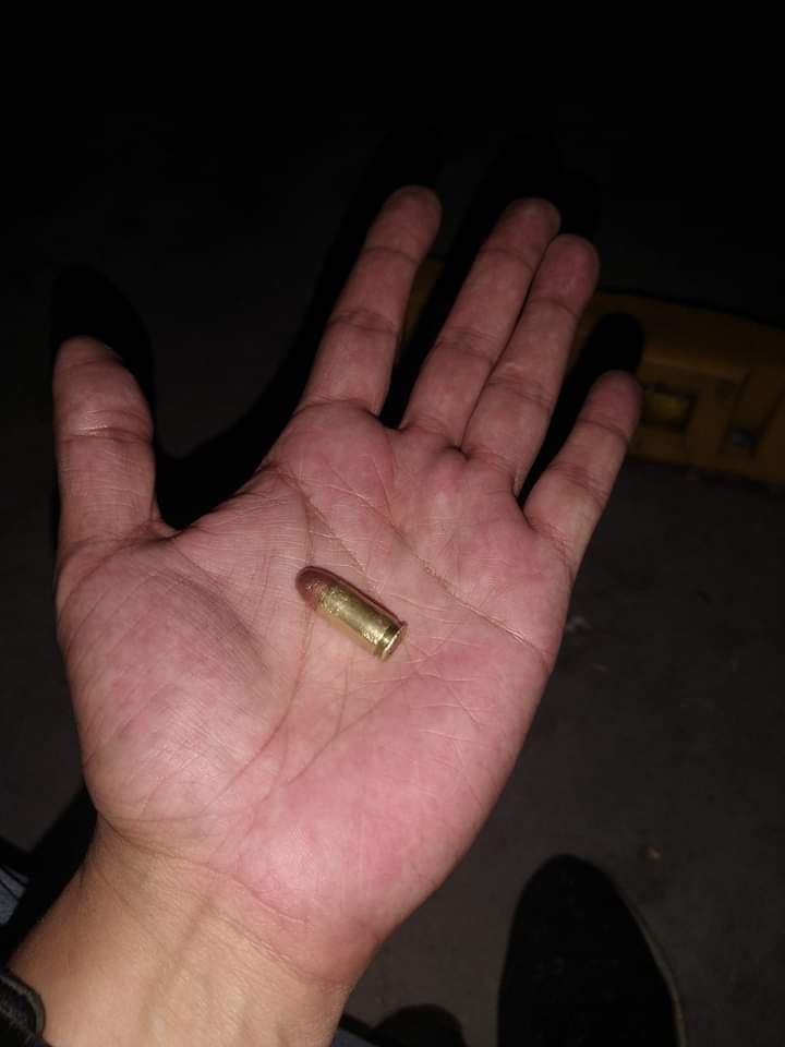 Ch_NoMegaminera's tweet photo. NOS ZONIFICARON LA PROVINCIA Y NOS SALIERON A CAZAR 💣

ESTO ES WU RESPONSABILIDAD @arcionimariano @ric_sastre  y TODO lo que pase de aquí en más
SON UNAS LACRAS, SON CORRUPTOS Y VENDIERON EL TERRITORIO

NOS VIOLENTARON 
NOS VENDIERON

EL PUEBLO SE LOS DEMANDARÁ https://t.co/zfRGtpPCk2