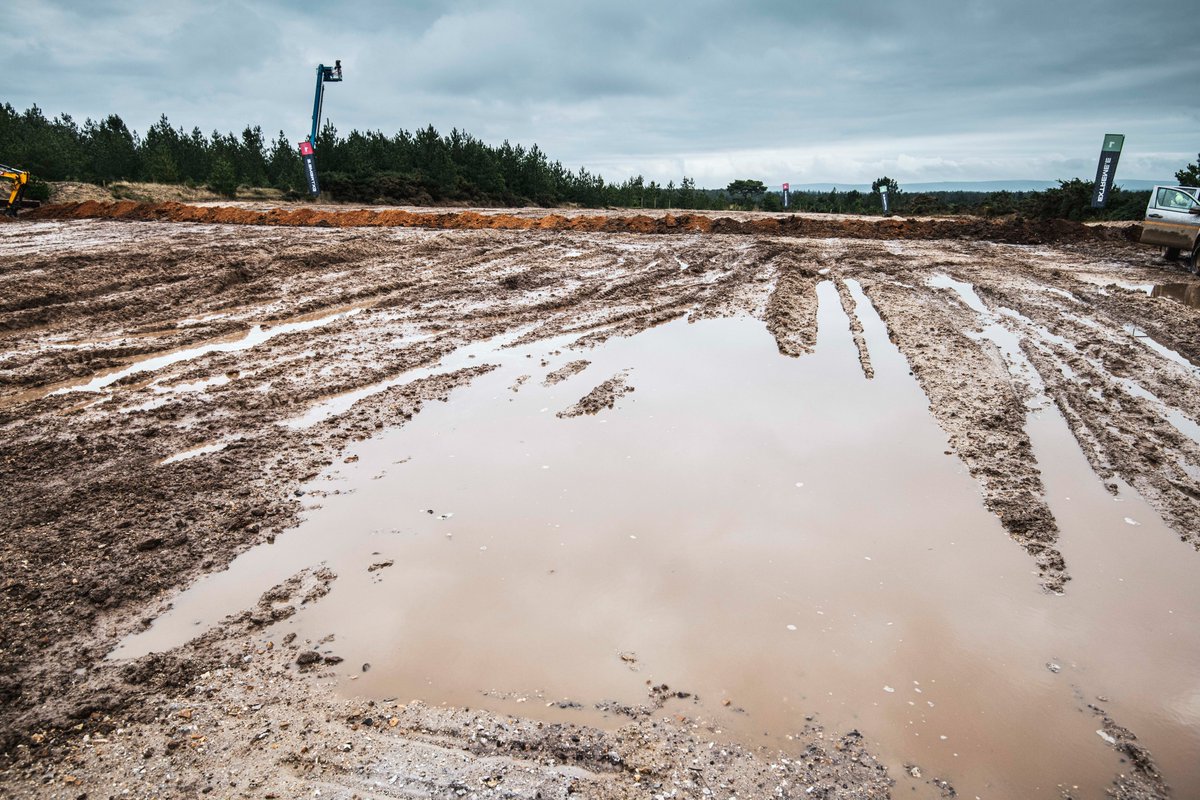 Extreme E & H tweet media