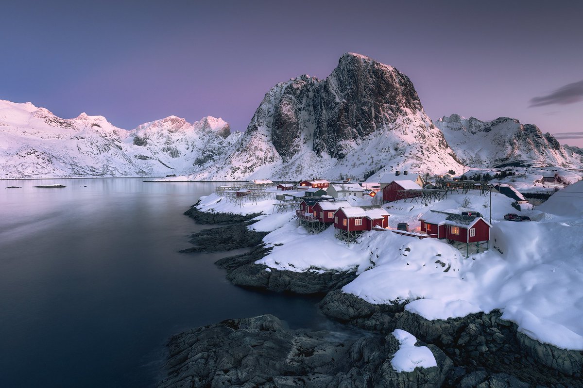 Lofoten

Just a few months since my last visit and I’m already planning a new in the beginning of 2022! I miss these winter conditions and scenery!