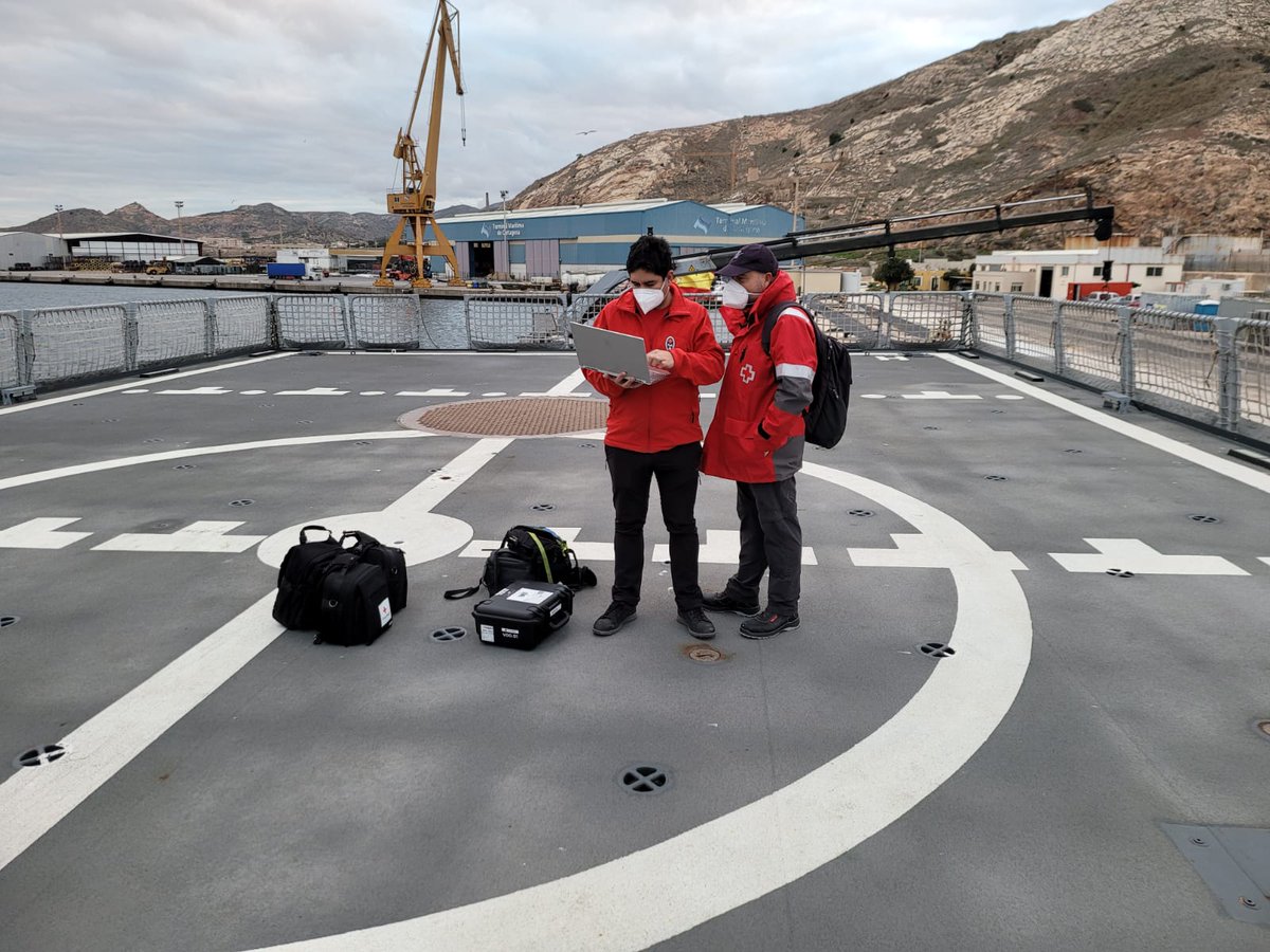 CruzRojaRMurcia's tweet photo. #SIMULACROCARTAGO21
@salvamentogob solicita la activación de la unidad de drones de Cruz Roja
Emergencia maritima submarino con problemas
Se activa #may00 #Atenea y #Titania #EmergenciasCruzroja #SalvamentoMaritimo https://t.co/jiI7Q3SaZH