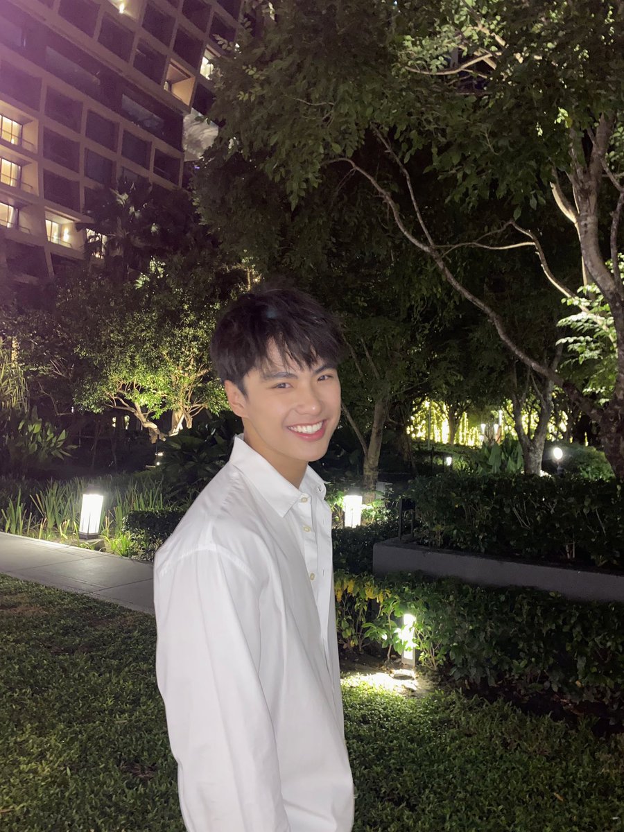 pppppprant's tweet image. อวยยศให้นาย หล่อไม่ไหว #ohmpawat