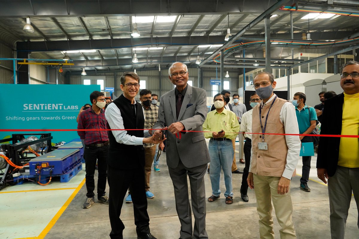 CVmagazine's tweet photo. For more details, tap here https://t.co/tmCxUSYBky

#SentientLabs #KPIT  #HydrogenFuelCellVehicles  #SustainableMobility #SDGs #ZeroEmissions #futuremobility #mobility https://t.co/SlX7IBCbM1
