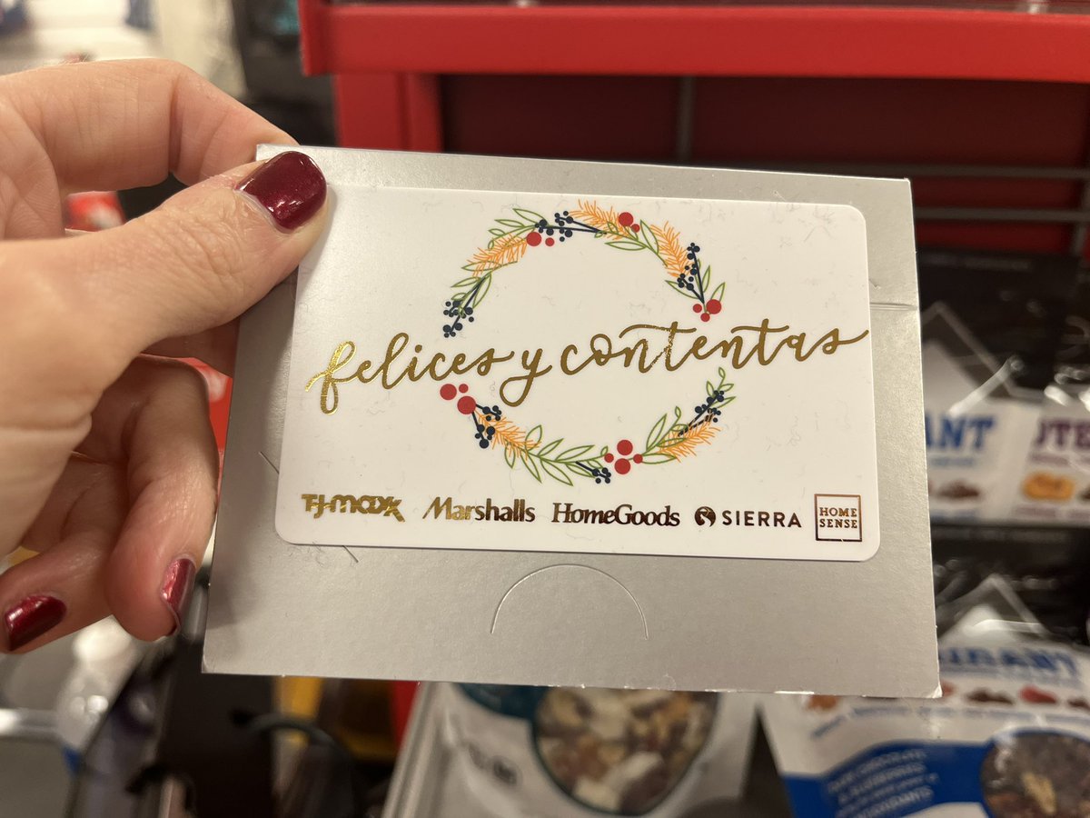 Marilolaila's tweet photo. @marshalls This translation is a little bit off… unless the card is specifically addressed to make women happy. Marketing or mistake?🤭 https://t.co/ucrtAk5Rfo