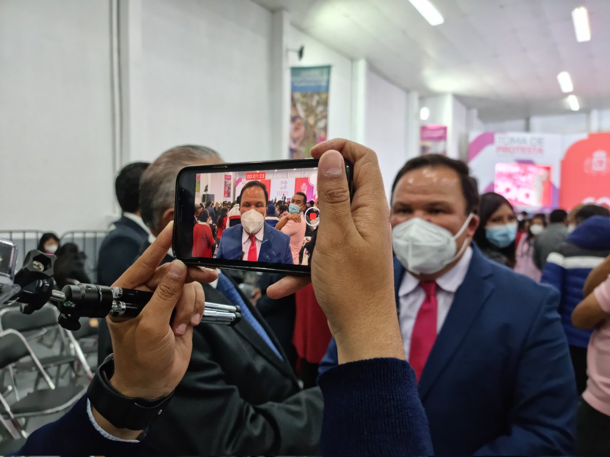 jaimejuntos's tweet photo. Esta tarde asistí a la toma de protesta de @miguelarponce como presidente municipal de #Lerma 2022-2024. Le deseo todo el éxito a mi amigo y estoy seguro de que con él Lerma continuará su liderazgo en la región.
#ATrabajarSeHaHecho
#IVDistritoLocalLerma #SiempreHaciaAdelante https://t.co/TyFkAtyBYv