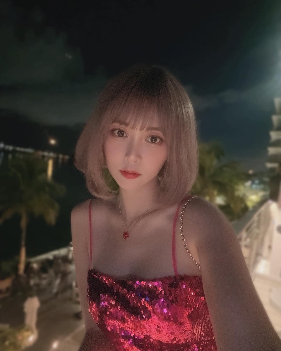 axiesisters's tweet photo. Hello axie fam! JC will be on Twitch today! 💕🙋‍♀️🙋‍♀️🙋‍♀️ #twitch #axiesisters #jc 
8pm PHT, 9pm KST, 7am EST 
https://t.co/ZJY5eTN2av https://t.co/9RxxraCugv