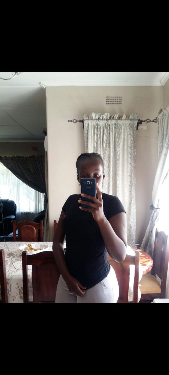 VRHungwe's tweet photo. Askana huyayi tiite thread yedu. https://t.co/GDIbTctH9T