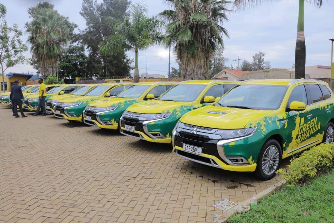 AfricaFactsZone's tweet photo. MTN Rwanda has bought 10 electric cars to join Rwanda's Government on its mission to achieve zero carbon emissions by 2030.
Rwanda is one of the most environment conscious countries on earth. It banned single use plastics.
It also aims to introduce electric motorcycle taxis. https://t.co/1WP7wljugH