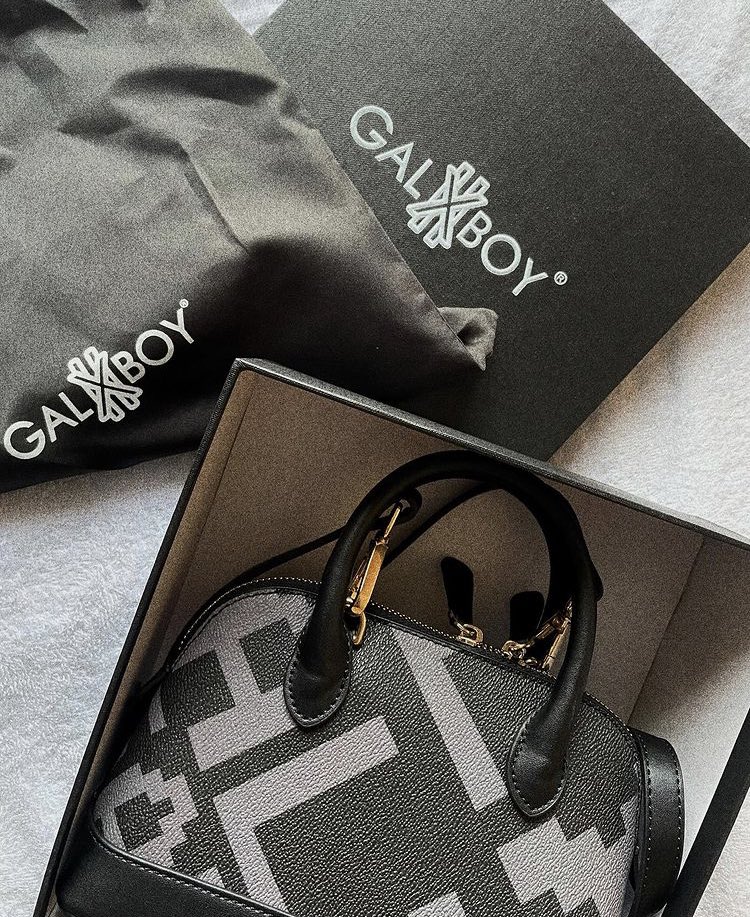 GALXBOY's tweet photo. 📦 https://t.co/irvY6ROdfS