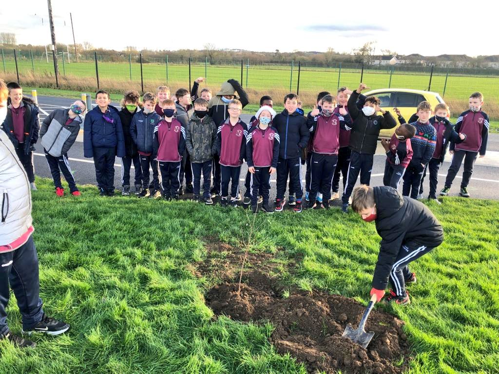 Yesterday, every class planted a native Irish tree on the school grounds for @selfhelpafrica #OneMillionTrees campaign. For every one tree we plant, Self Help Africa will plant 10 in Africa. The boys have been learning about the importance of trees both in Ireland and Africa 🌳