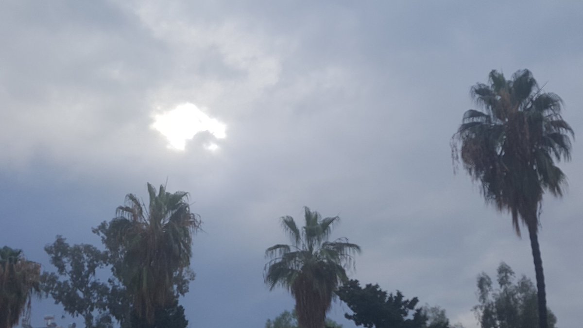 Adana'da gri bir gökyüzü.