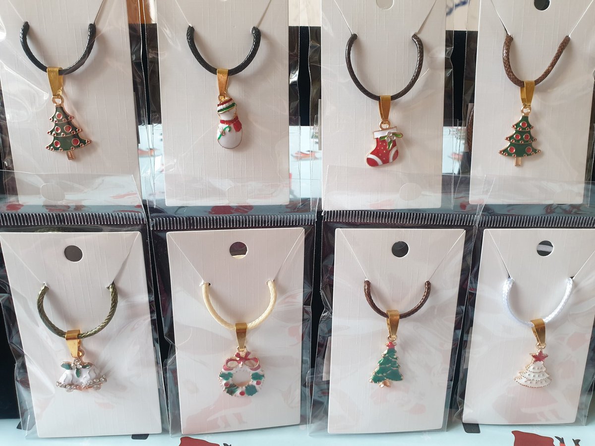 EmmaJanesLife's tweet image. All my #jewellery is #UnderAFiver with FREE UK P&amp;amp;P 

International delivery also available

Last day for #Christmas ordering today

#Etsy #SmallBiz #GiftIdea #StockingFiller #SecretSanta #LastMinute #Handmade 

Etsy.com/uk/shop/EJsKni… 

Grateful for RTs (&amp;amp; purchases!) 🤗😘