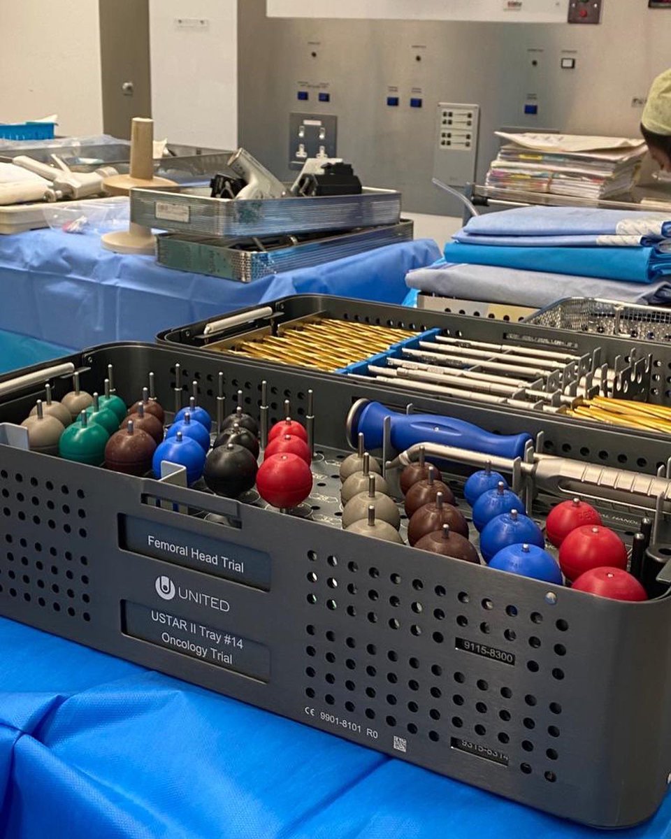 uocuk2's tweet photo. We are delighted to share the first United USTAR II Proximal Femur replacement performed as a second stage revision for infection in the UK and in Europe, successfully implanted by the team at Basingstoke &amp; North Hampshire Hospital! #orthotwitter #ustarII #femur https://t.co/esGwFm3Tuh