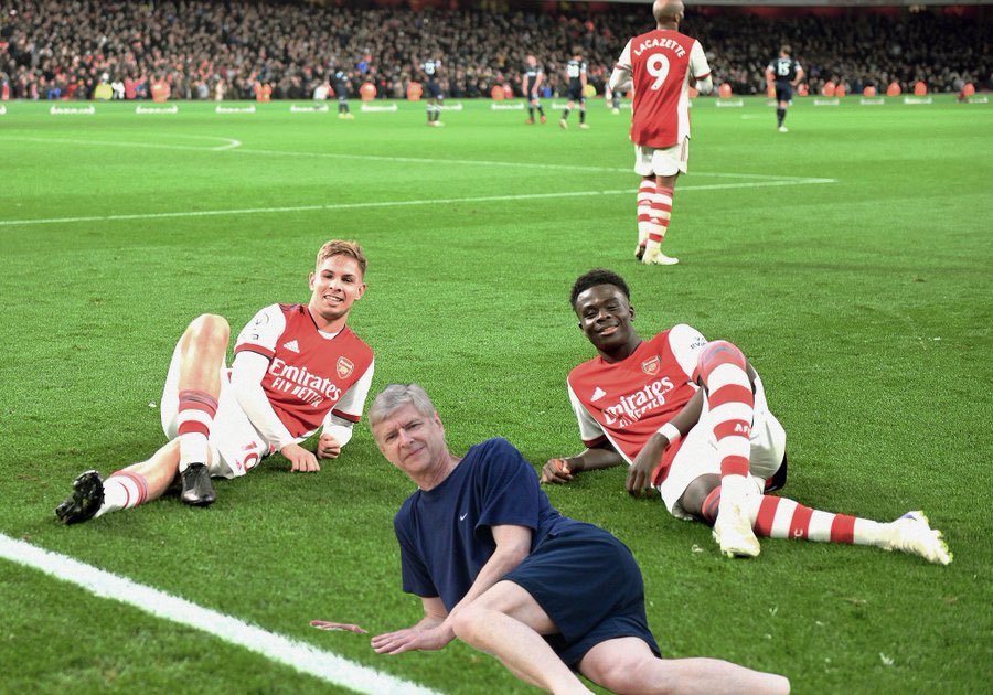 ArsenalHarmoni's tweet photo. A Wild Wenger appeared 😄 #afc https://t.co/1S9XTJDOPm