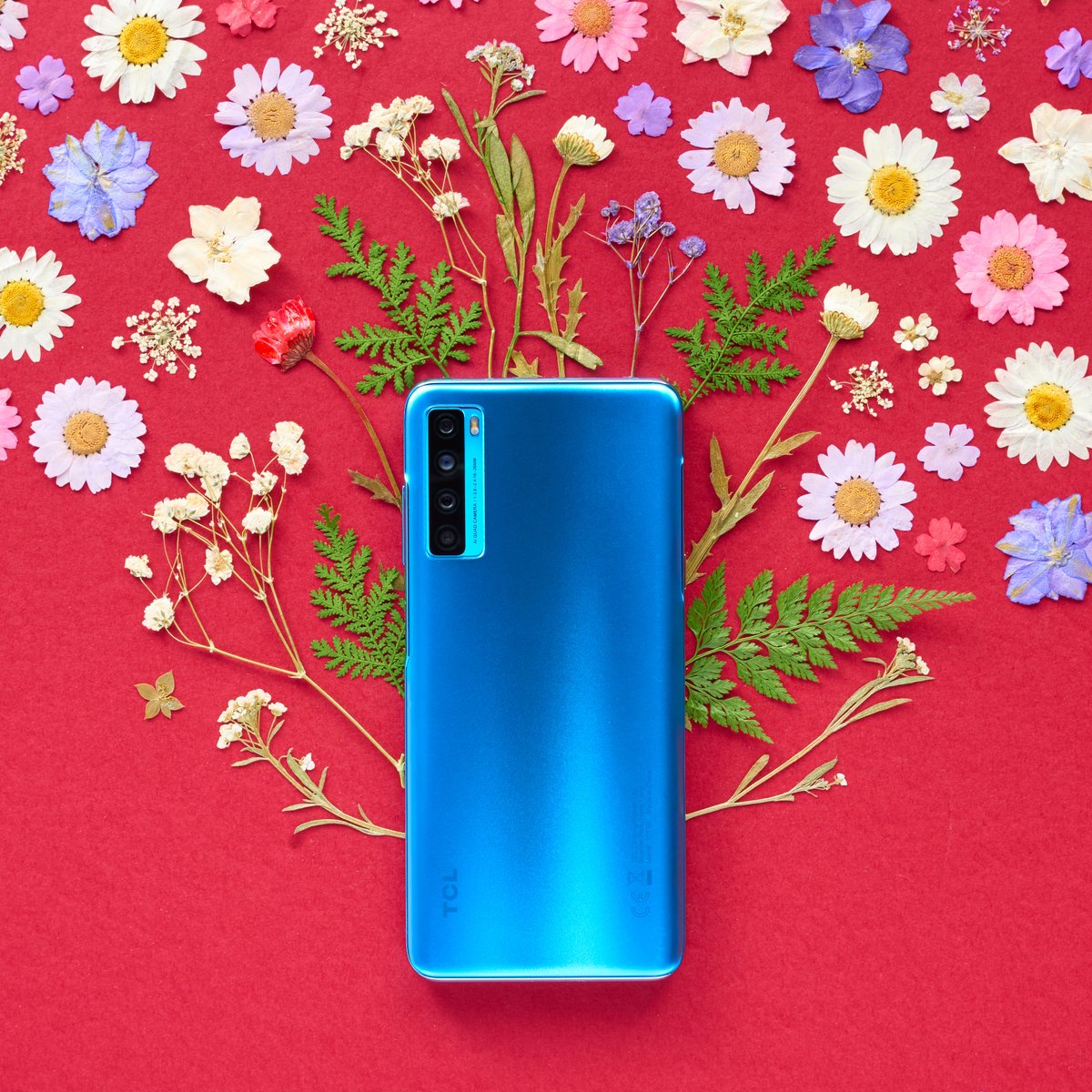 TCLMobileGlobal's tweet photo. Where flowers bloom, so does beauty ๐ผ
With a scratch resistant back and fingerprint resistant front, your TCL will always be bursting with charm.
#TCLmobile #TCL #TCL20LPlus https://t.co/DfJxHv70DQ