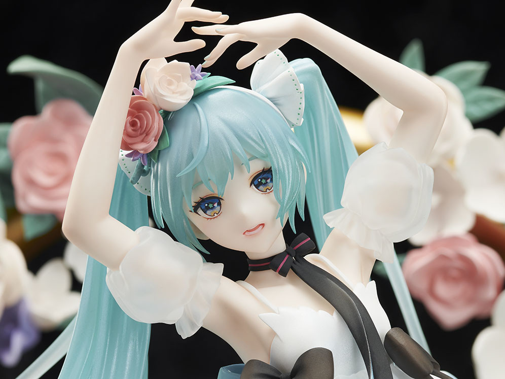 ElMundoShiro's tweet photo. La empresa #FNEX anunció el relanzamiento de una #Figura a escala 1/7 basada en la #IdolVirtual "Hatsune Miku: Miku With You 2019" a un precio de 32,780 yenes (287 dólares).  #HatsuneMiku #MikuWithYou. https://t.co/k1X7SxY3oI