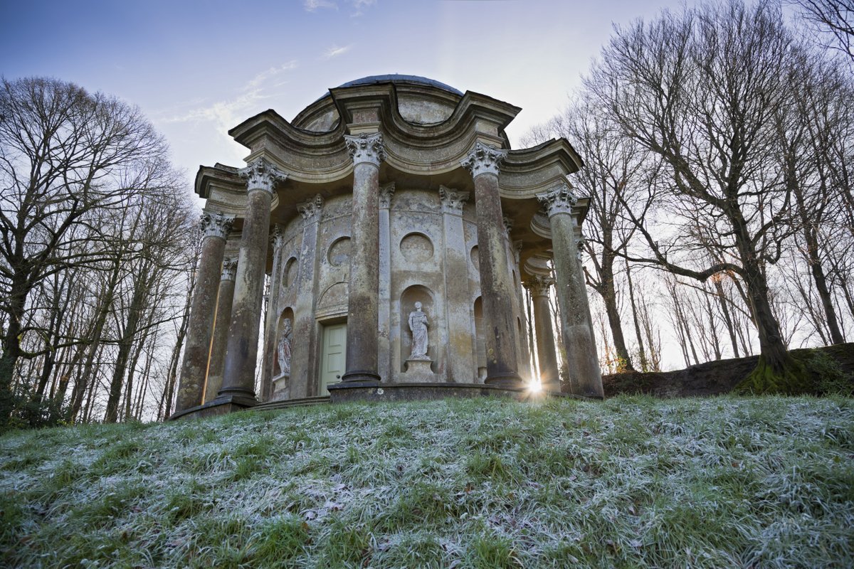 nationaltrust's tweet photo. On this day in 1775 Jane Austen was born. She was a prolific writer whose work continues to live on through TV and film adaptations. We take great pride in looking after places that have brought her stories to life: https://t.co/OiX22Gnhmu  

Photo: Temple of Apollo, Stourhead. https://t.co/O6rKMwZEO2