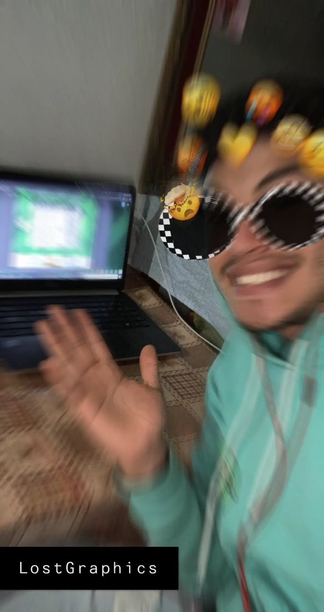 lostgraphicsgr's tweet image. behind the scenes 🎬