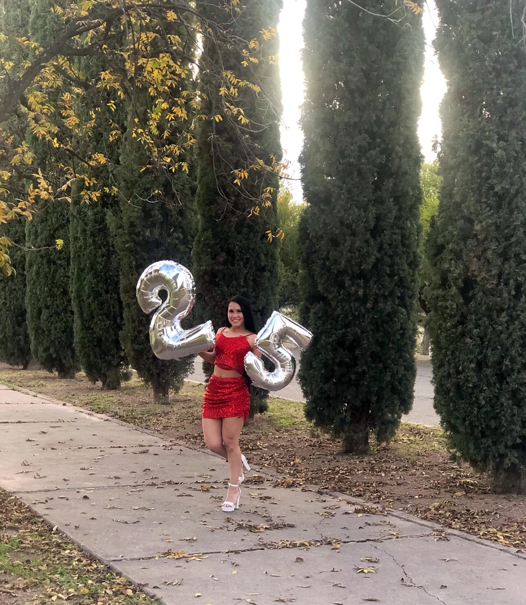 jackye_oficial's tweet photo. Disfrute mucho este día !! ♥️🎂 https://t.co/oSTCA2P6b5