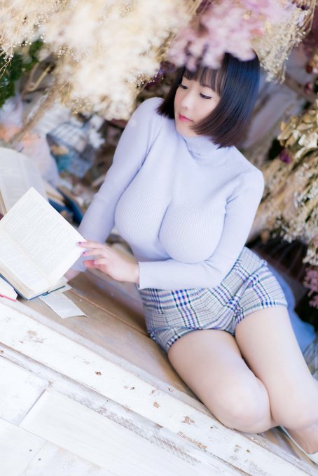 Sweater up! It's getting chilly...  やっぱり、とっくりは暖かい❄️ https://t.co/GIbXPCji7X