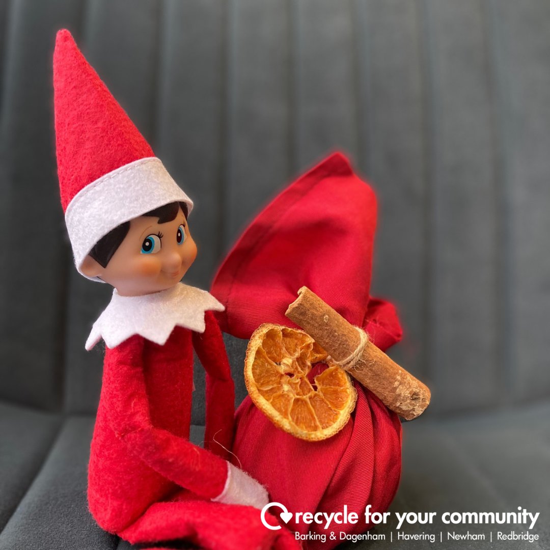 RecycleFYC's tweet photo. #DYK it's estimated the amount of wrapping paper waste at Christmas is enough to reach all the way to the moon! #ChooseToReuse & start a #ChristmasTradition get creative & choose #ReusableWrapping instead @lbbdcouncil @HaveringCouncil @NewhamRecycles @NewhamLondon @RedbridgeLive https://t.co/B9b0TetdrN