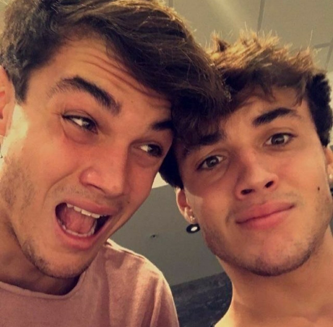 Live4Grethan's tweet photo. HAPPY MF BIRTHDAY TO THESE TO BEAUTIFUL SOULS OMG YOU GUYS ARE 22 WOW . LOVE YOU GUYS HOPE YOU HAVE A GREAT DAY ❤️💖 @EthanDolan @GraysonDolan #happy22eandgray https://t.co/9yENb04Fnd