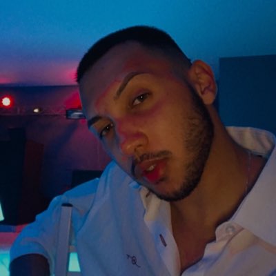 menorkenner's tweet photo. #NovaFotoDePerfil https://t.co/BAYgonX4o3