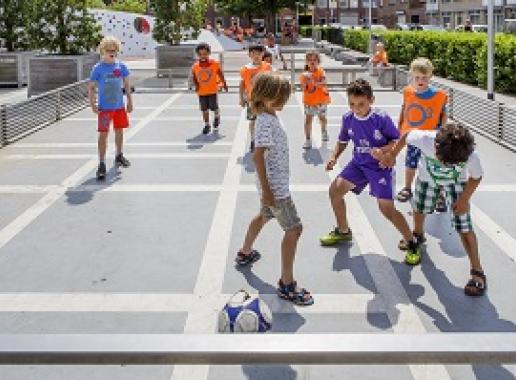 Het RIVM helpt via het Loket gezond leven om (preventief) te werken aan een gezonde leefstijl en gezonde omgeving. 
ow.ly/RtL350GvXWm#du… #werkplezier
