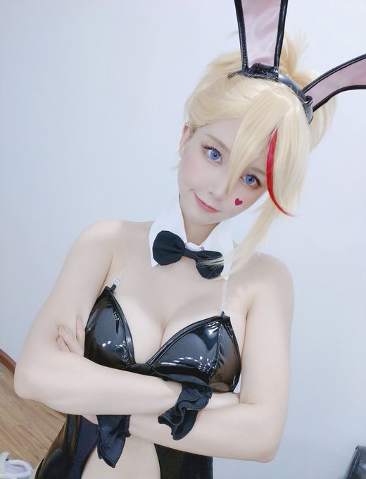 Twitterのコスプレ画像18