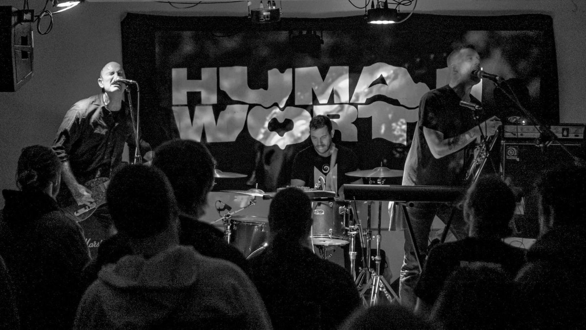 humanworthmusic's tweet photo. Awesome shots by @RIFFUndaground who came down to film our charity Christmas Blowout at @NewRiverStudios last Friday featuring incredible sets from #XedOut #Shifting #RepoMan & @72percentband 🙌🖤🔥 More shots and videos coming soon!! https://t.co/qx5GpRTBs1 https://t.co/IspQC66HZ2