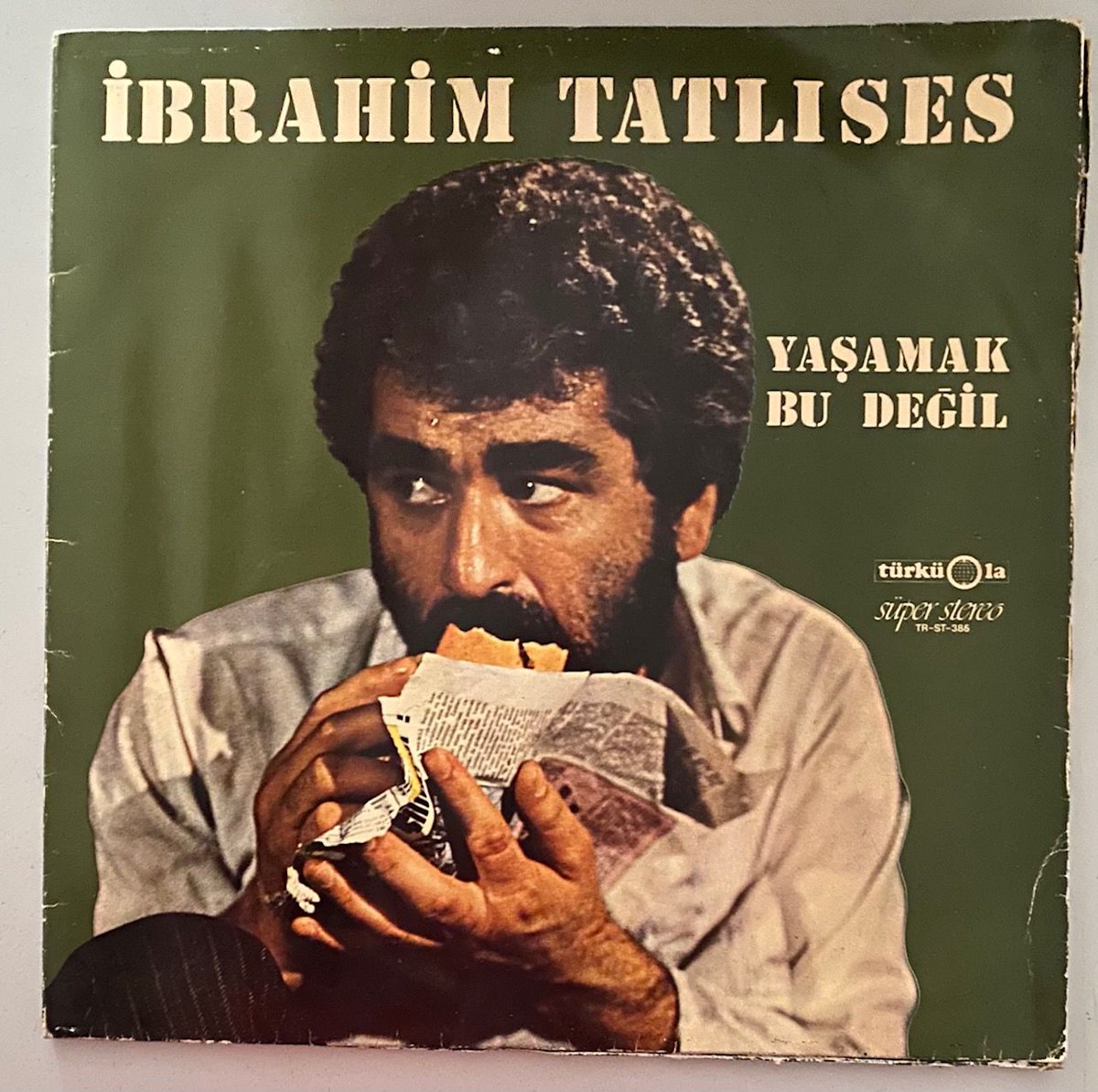 Maaşı asgari ücrete kadar düşen Öğretmenlerin son hali.

#ÖğretmenedeYüzde50zam