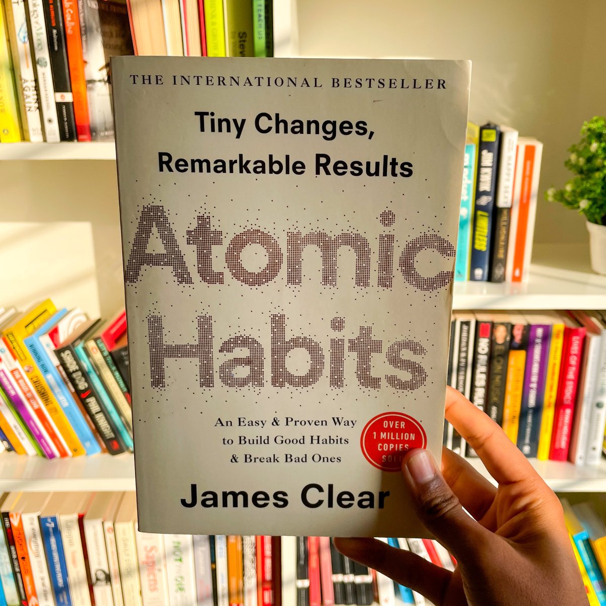 I’m going to giveaway this book to 1 random person who retweets this tweet and follows me!