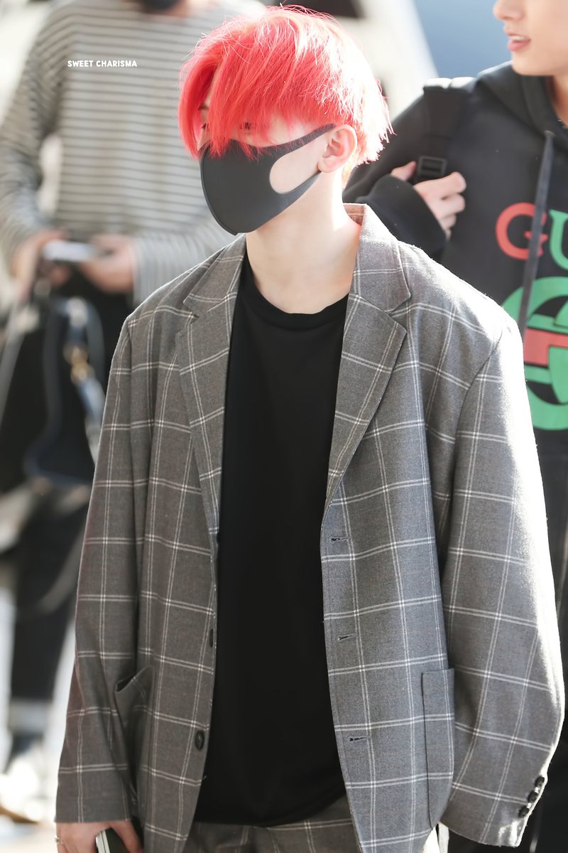 woozi_S2_'s tweet photo. 705. 지훈 선배 https://t.co/w5Ul1EbNfh