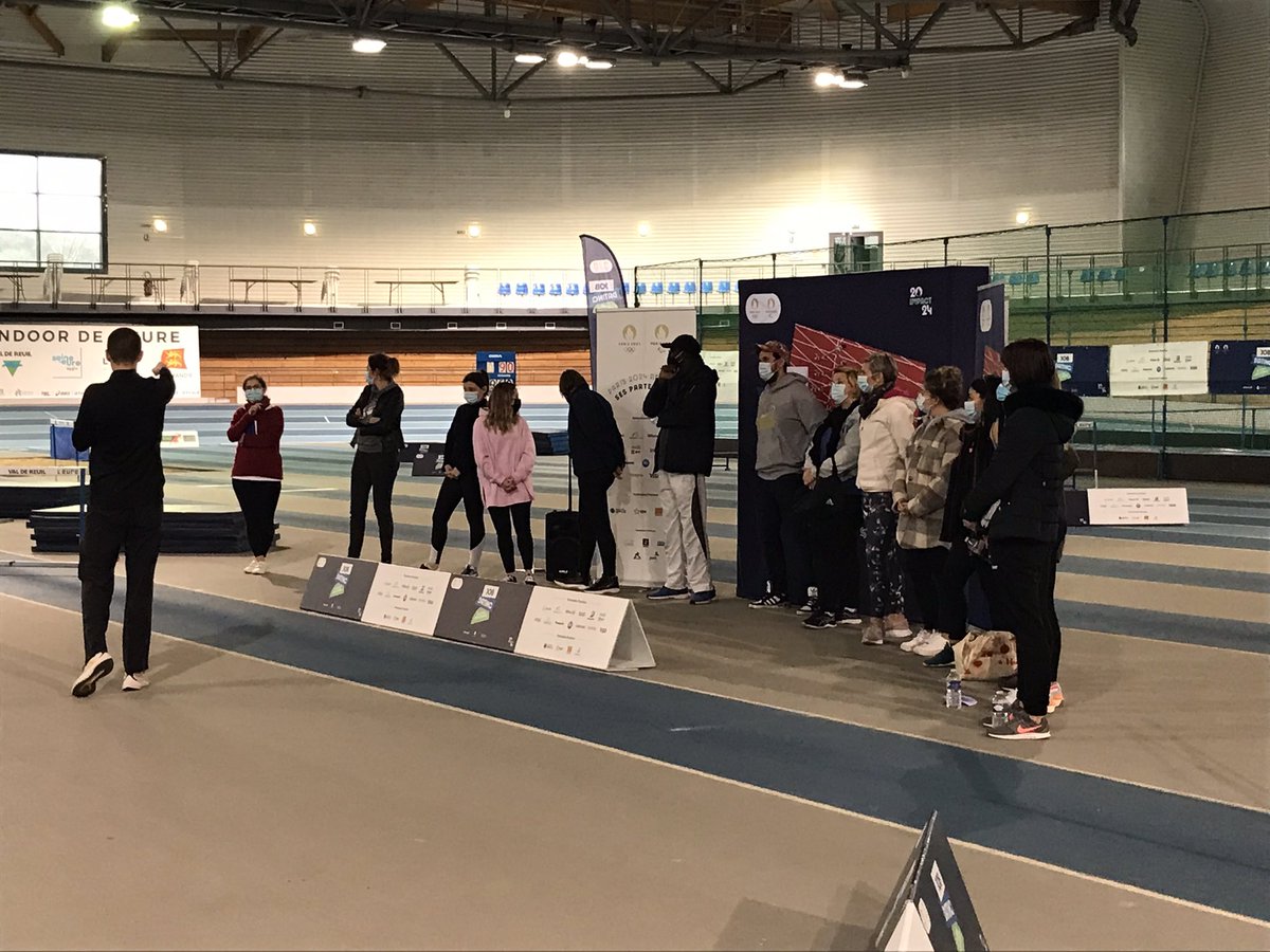 MullierBrice's tweet photo. Du stade vers l’emploi, recruter par #competences après le partage des valeurs sportives avec @FFAthletisme @meetingdeleure et @Poleemploi_Ndie https://t.co/5IGcVVxDzR