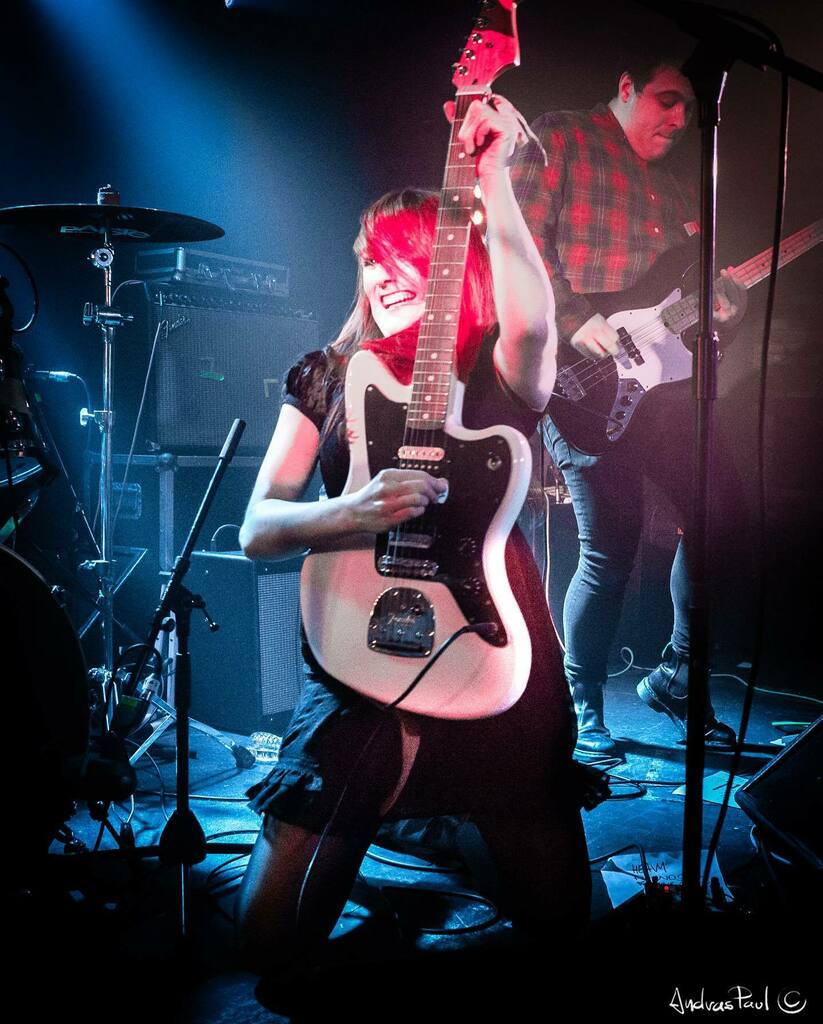 Scarlet <a href="/scarletbanduk/">SCARLET.</a> opening for <a href="/handsoffgretel/">HandsOffGretel</a> back at @nambuccalondon. @jessiescarletbanduk rocking the stage #scarletband #concertphotography #livemusicphotography #womeninmusic  #chasingthelightart  #singersongwriter #audioloveofficial #musicphoto… instagr.am/p/CXiztlfN16O/