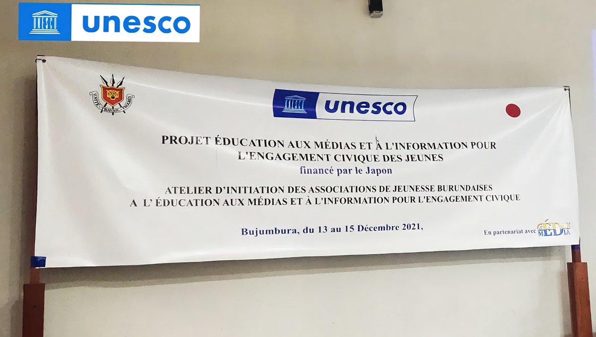unescobdi's tweet photo. On the #2ndday of the #MIL Workshop. The #25participants learnt about algorithms and online personal data and how to initiate projects about #MIL. Thank you Prof @divinameigs from @SavoirDevenir
 for sharing your knowledge and experience on #MIL.  #MILBurundi https://t.co/bzv2sfG44l