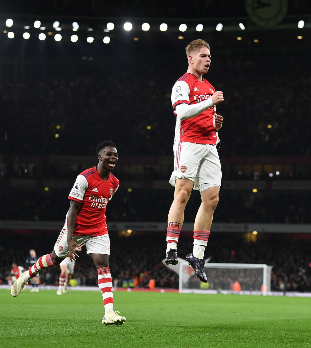 Arsenal's tweet photo. Liftoff 🚀 https://t.co/VXWW1IrpNI