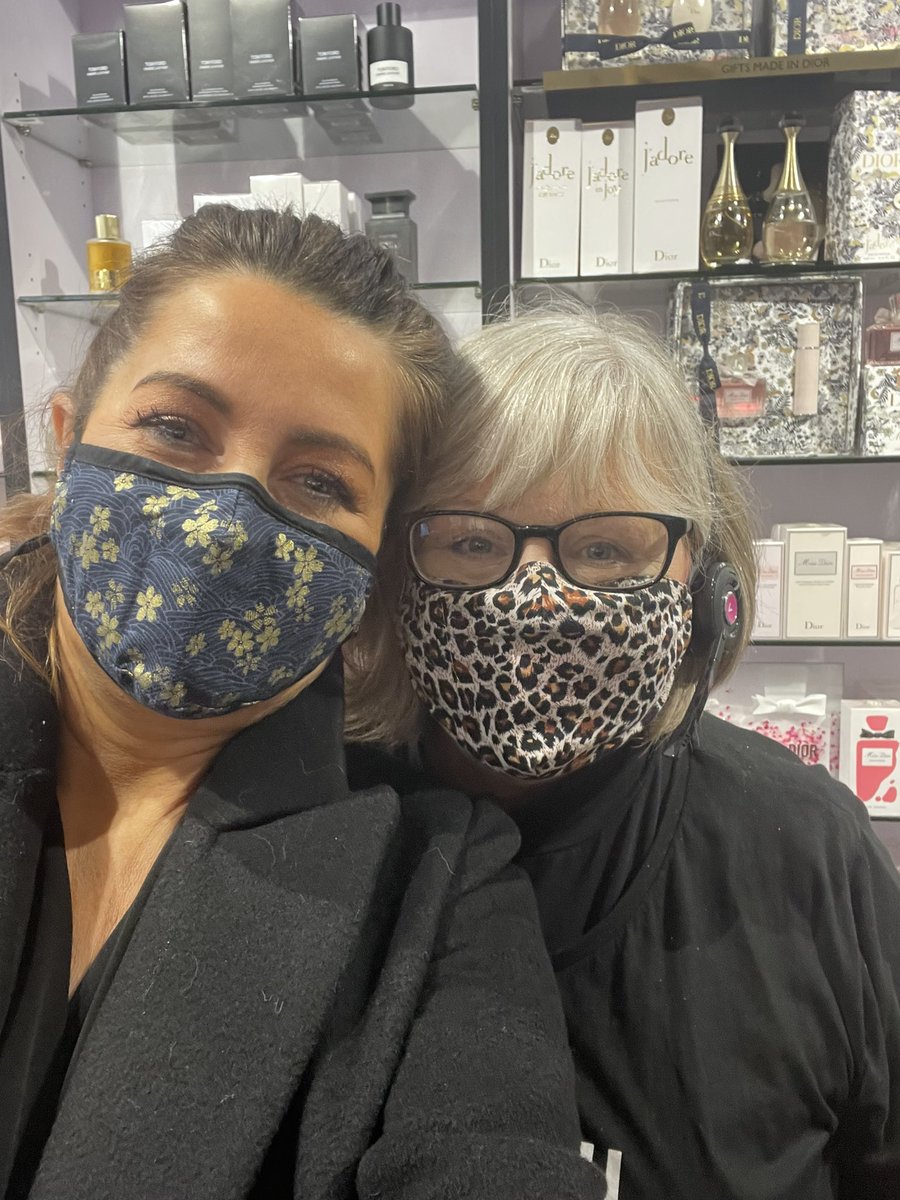 How fabulous to see the lovely Dawn in Poole today <a href="/TPSPeople/">The Perfume People</a> ❤️