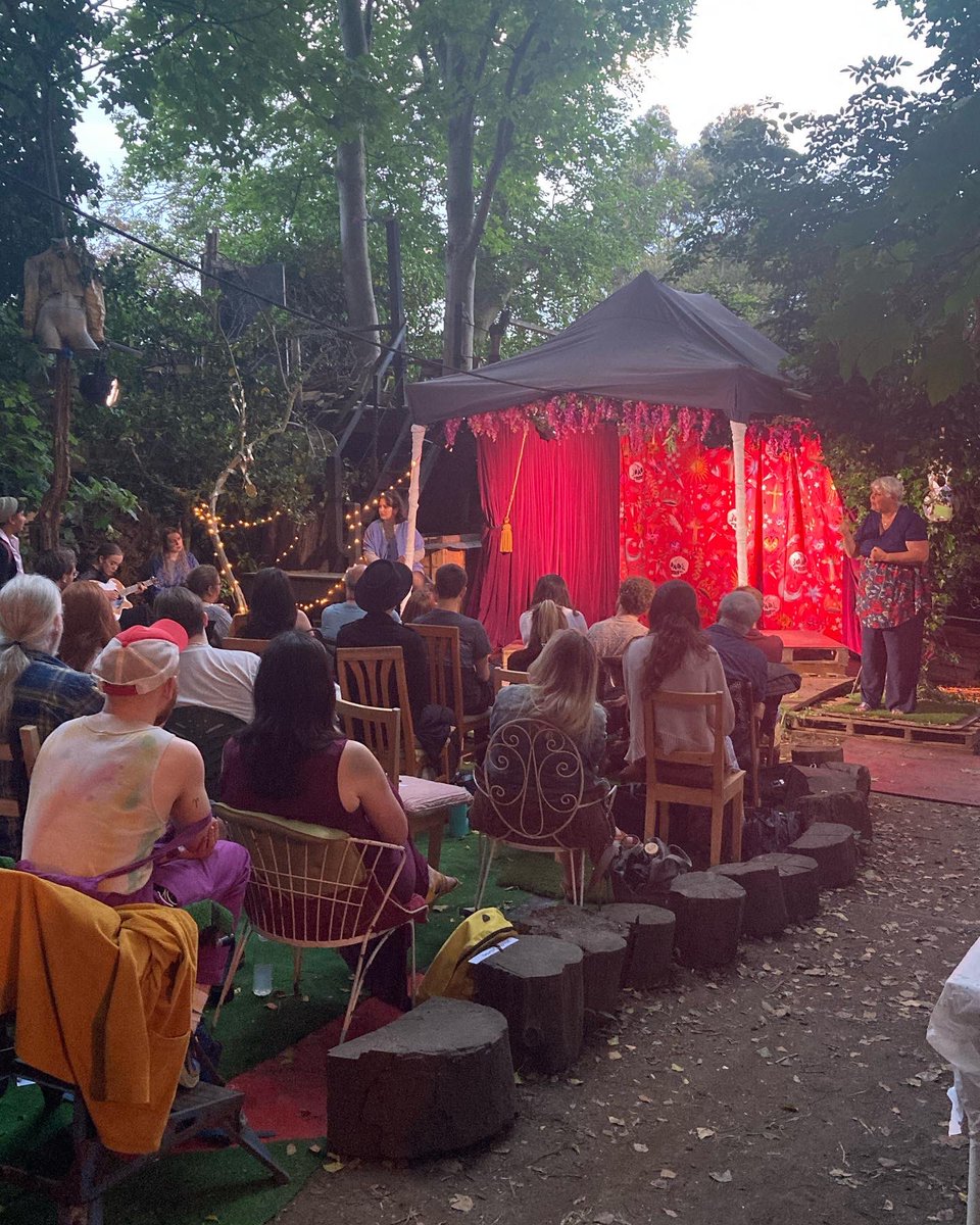 The Sirrah Sisters tweet media