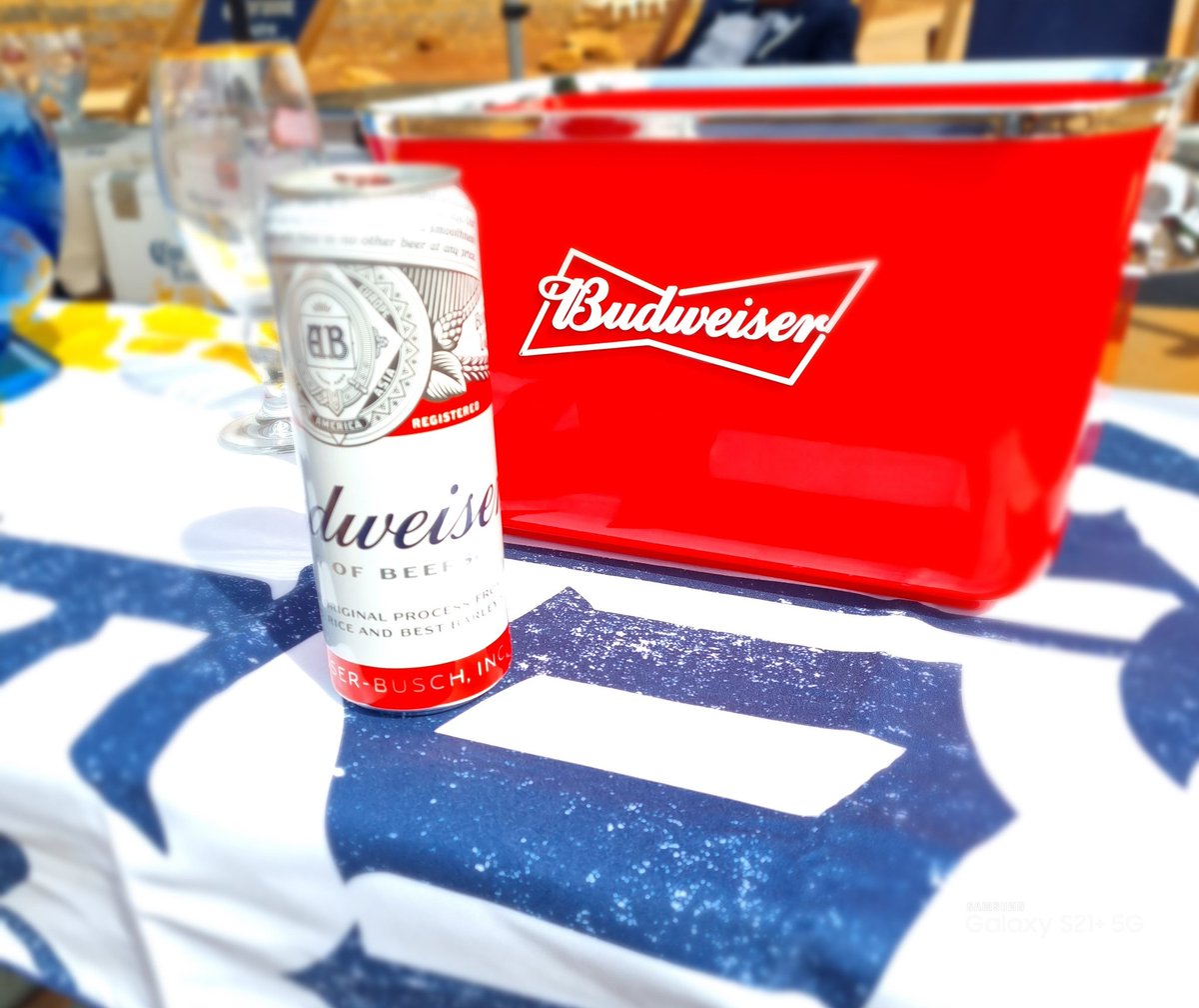 mphotant_suffo's tweet photo. #Budweiser can I be your #brandEmbassador ? https://t.co/qknc3OPa76