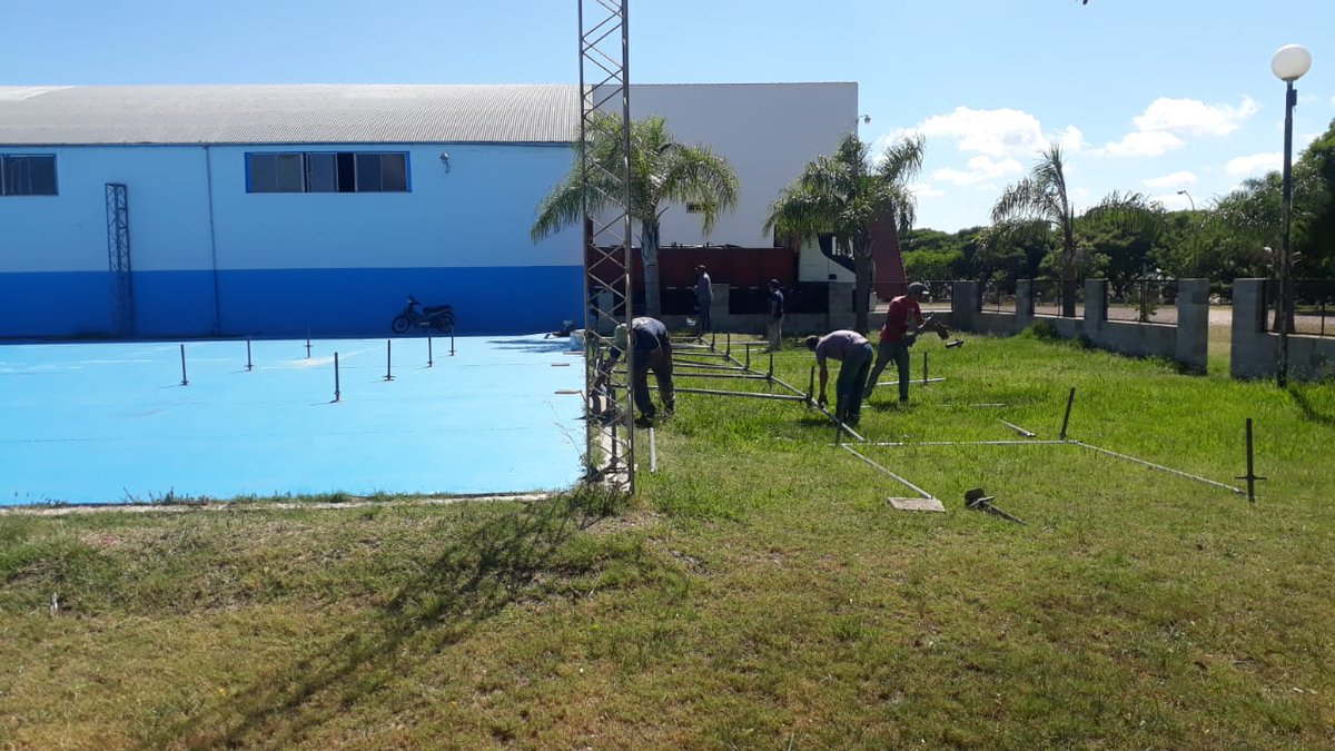 CL_group_fcion's tweet photo. • Comienza el Armado del MAINSTAGE ⚡ 24 &amp; 31 ⚡ 🔥🔥🔥 🆑 llevamos todo a otra dimensión !! 🔝🔝 #Layher https://t.co/duqLa7bhRM