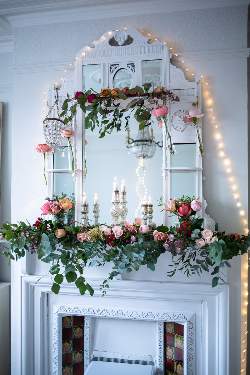 therealflowerco's tweet image. We couldn’t resist sharing these beautiful images from @tamsyn_morgans as inspiration for your Christmas table.

#makingwinter #ourgroundedwinter