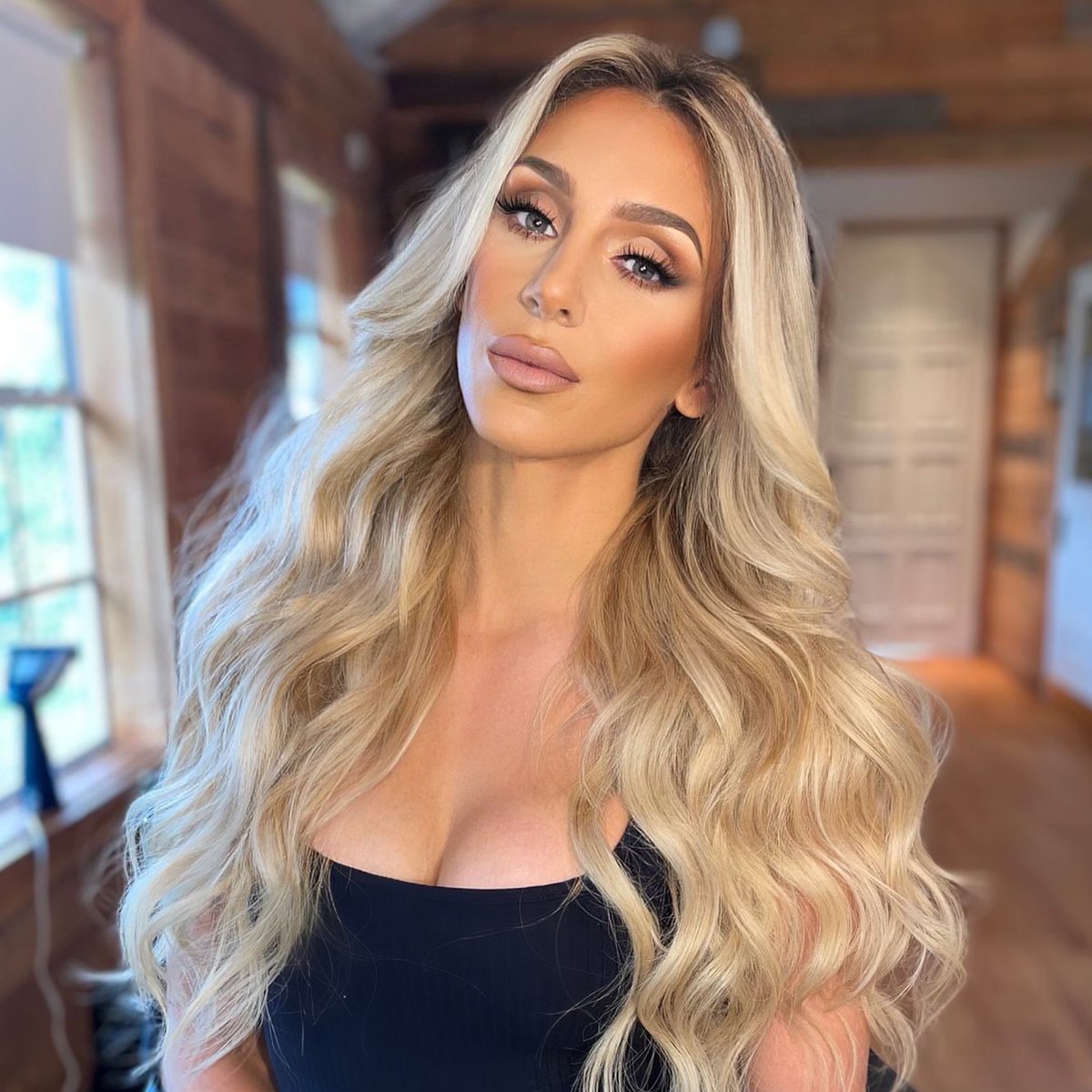 Charlotte Flair tweet media